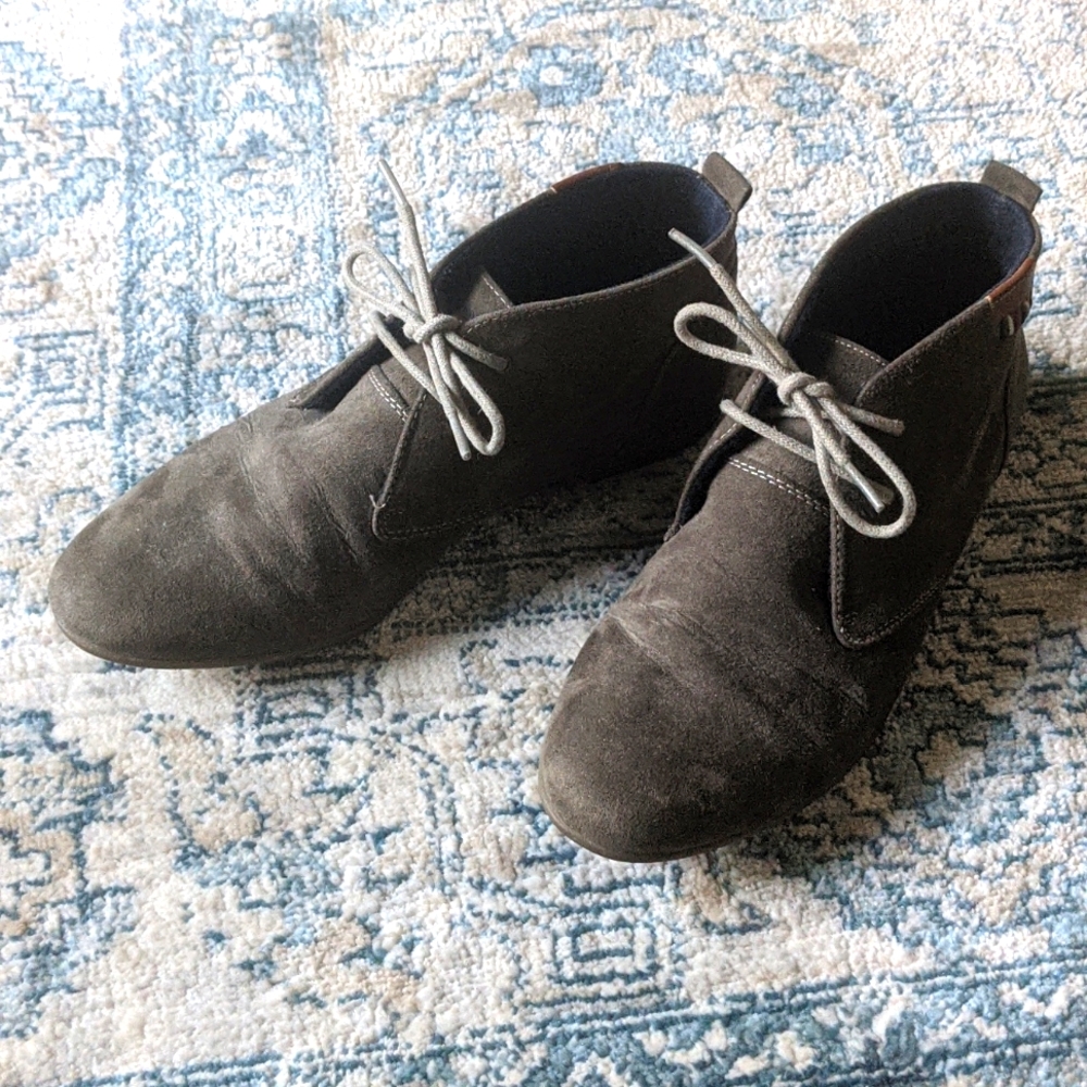 Ankle booties